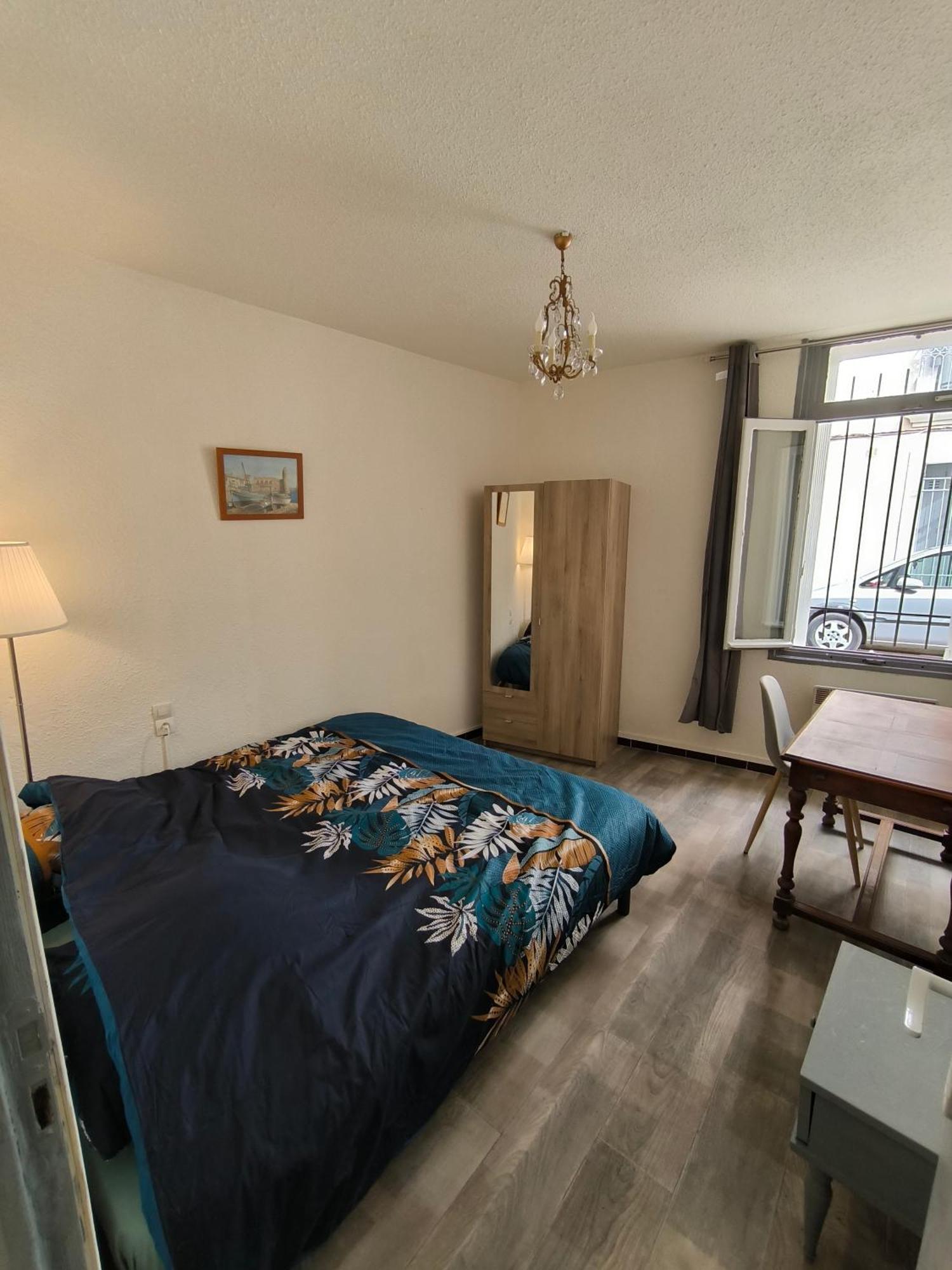 Appartement Chaleureux Dans Le Centre De Béziers Exterior foto
